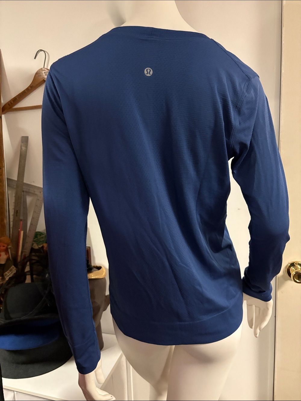 Lululemon Long Sleeve Crewneck Top - Blue - Picture 3 of 4